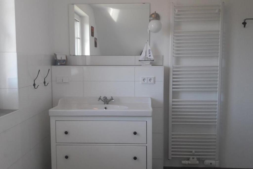 Ferienhaus Finja In Born Bagian luar foto